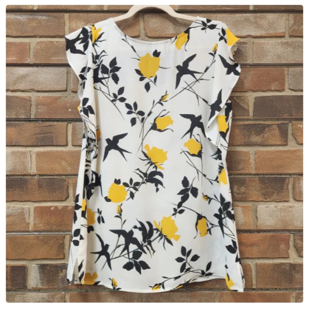 CAbi 3963 Birdwatcher Blouse Size: Medium - Picture 5 of 11
